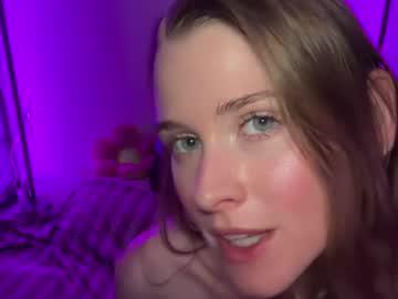 Watch shadebabe performing live on BoomCams free cam network