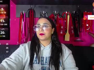 Watch shannon_queen_ performing live on BoomCams free cam network