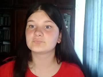 Watch shellydiffley performing live on BoomCams free cam network