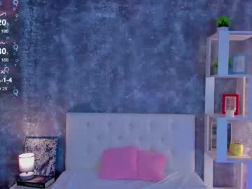 Watch shiny_lisss performing live on BoomCams free cam network