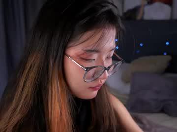 Watch shonnabeed performing live on BoomCams free cam network