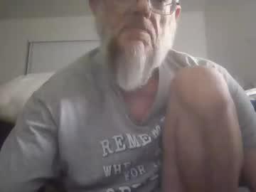 Watch short_willy316 performing live on BoomCams free cam network