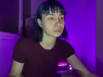 Watch shumahdi performing live on BoomCams free cam network