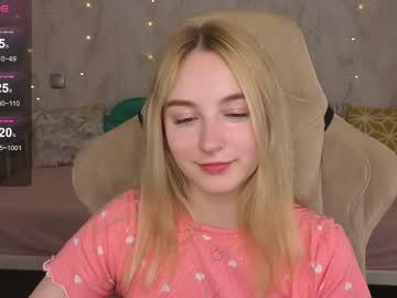 Watch shy__polly performing live on BoomCams free cam network