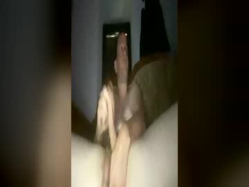 Watch simplementmoi1 performing live on BoomCams free cam network