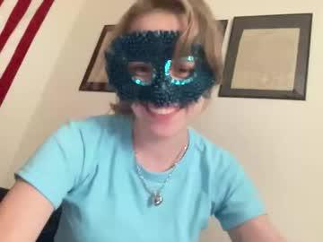 Watch sinnamonandcream performing live on BoomCams free cam network