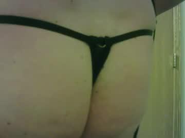 Watch sissycrissy4545 performing live on BoomCams free cam network