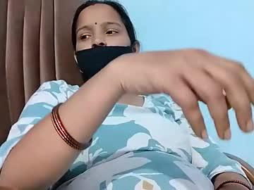 Watch siyaa_1 performing live on BoomCams free cam network