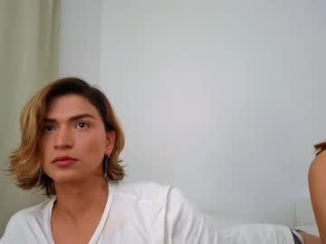 Watch skyamber8v2 performing live on BoomCams free cam network