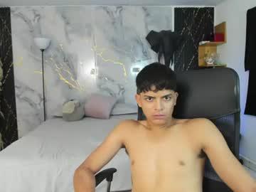Watch slim_dirtyxx performing live on BoomCams free cam network