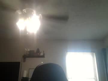 Watch smsteve92_1 performing live on BoomCams free cam network