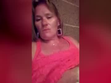 Watch soakingwet23 performing live on BoomCams free cam network