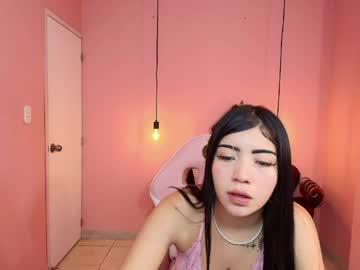 Watch soffi_x performing live on BoomCams free cam network
