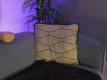 Watch sofiareyesx1 performing live on BoomCams free cam network