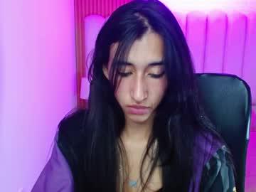 Watch sofii_tk performing live on BoomCams free cam network