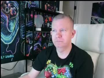 Watch solarlunar1 performing live on BoomCams free cam network