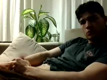 Watch solohornyy performing live on BoomCams free cam network