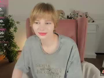 Watch sookonstellita performing live on BoomCams free cam network