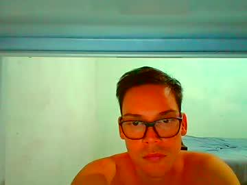 Watch sop4lx performing live on BoomCams free cam network