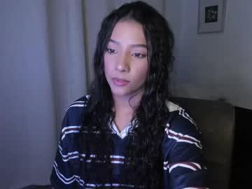 Watch sophi_baby performing live on BoomCams free cam network