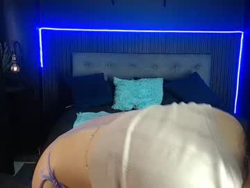 Watch sophia_w_ performing live on BoomCams free cam network