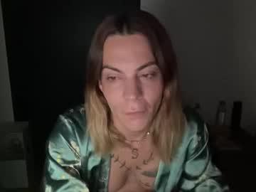 Watch sophiaat40 performing live on BoomCams free cam network
