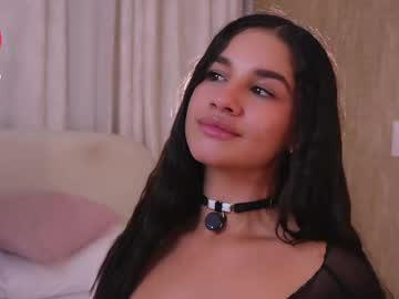 Watch sophie_belton performing live on BoomCams free cam network