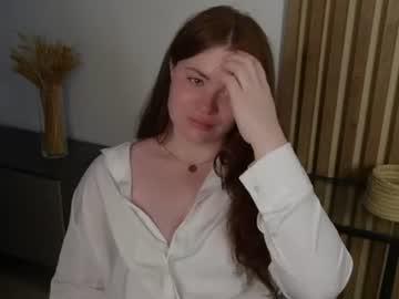 Watch sophishy performing live on BoomCams free cam network