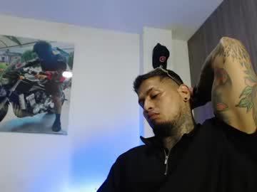 Watch soy_apolo performing live on BoomCams free cam network