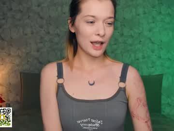 Watch sparkly_k performing live on BoomCams free cam network