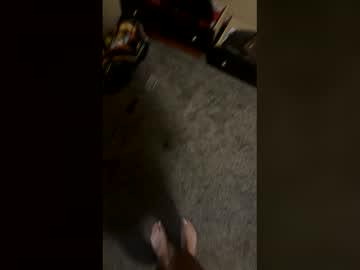 Watch spibiysnni performing live on BoomCams free cam network