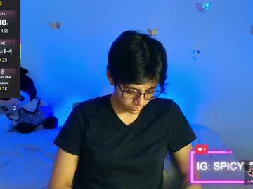 Watch spicyferny performing live on BoomCams free cam network