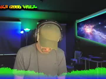 Watch splivke performing live on BoomCams free cam network