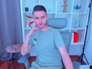 Watch stashott69 performing live on BoomCams free cam network