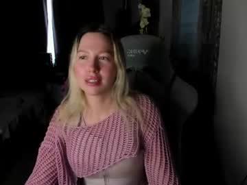 Watch stefany_and_bettany performing live on BoomCams free cam network