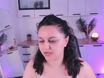 Watch stella_qutie performing live on BoomCams free cam network