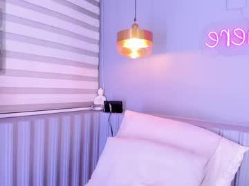 Watch stephany__monroe performing live on BoomCams free cam network