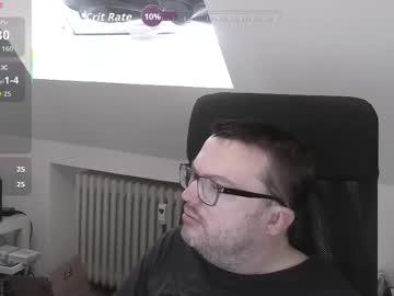 Watch still_alive1985 performing live on BoomCams free cam network