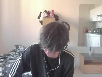 Watch stralght_twinks performing live on BoomCams free cam network