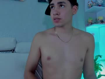 Watch strong_rock69 performing live on BoomCams free cam network