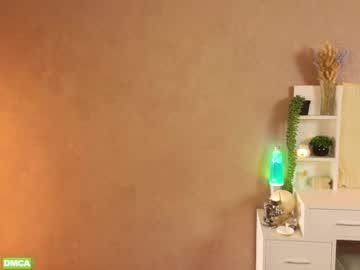 Watch sunflower0907 performing live on BoomCams free cam network