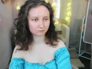 Watch sunshine_blaze performing live on BoomCams free cam network