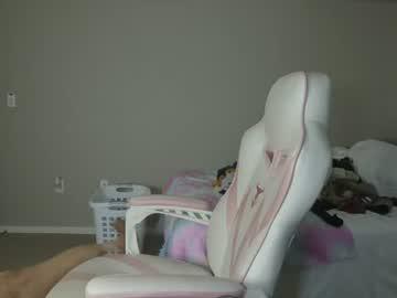 Watch sunshinedarling1 performing live on BoomCams free cam network