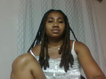 Watch surbelle performing live on BoomCams free cam network