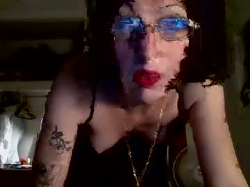 Watch sweet_harvey performing live on BoomCams free cam network