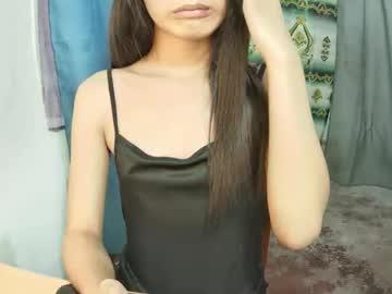 Watch sweet_rhoda performing live on BoomCams free cam network