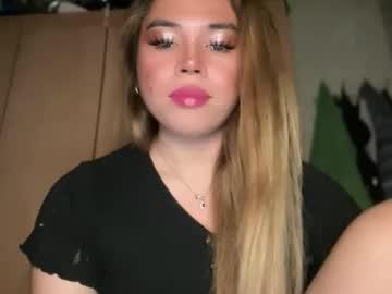 Watch sweetalexa19 performing live on BoomCams free cam network
