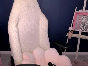 Watch sweetcheecksmolly performing live on BoomCams free cam network
