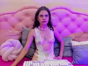 Watch sweetdomiinant performing live on BoomCams free cam network