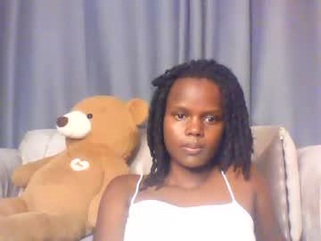 Watch sweettreat77 performing live on BoomCams free cam network